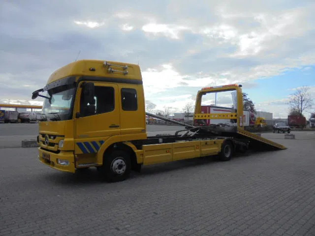 Mercedes-Benz Atego 1224 240 PS NL TRUCK - Tow truck: picture 1 Mercedes-Benz Atego 1224 240 PS NL TRUCK - Tow truck: picture 1
