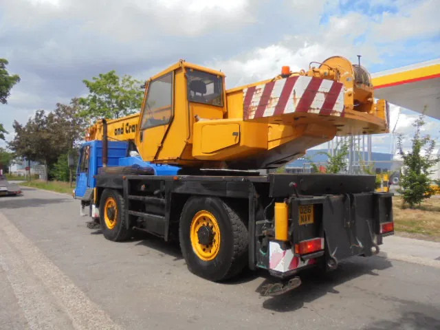 PPM ATT 350 4X4X4 - All terrain crane: picture 5 PPM ATT 350 4X4X4 - All terrain crane: picture 5