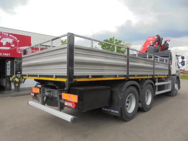 Renault 320 6X4 + FASSI F245 DEMO UNUSED - Dropside/ Flatbed truck, Crane truck: picture 3 Renault 320 6X4 + FASSI F245 DEMO UNUSED - Dropside/ Flatbed truck, Crane truck: picture 3