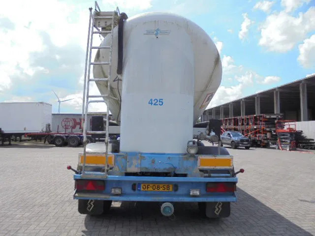SPITZER BPSF50 - Tank semi-trailer: picture 4 SPITZER BPSF50 - Tank semi-trailer: picture 4