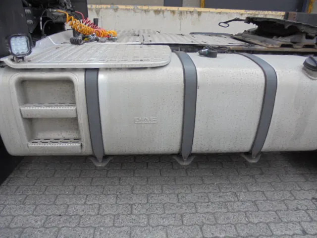 Tractor unit DAF CF 400 NL TRUCK: picture 15