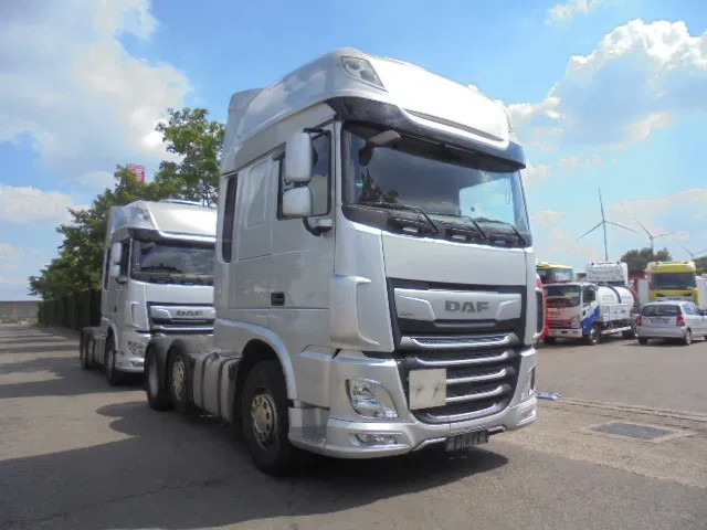 DAF XF 450 FTG 6X2 SUPER SPACE - Tractor unit: picture 3 DAF XF 450 FTG 6X2 SUPER SPACE - Tractor unit: picture 3