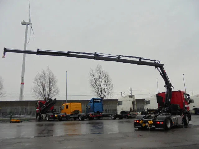 Renault T460 + HIAB 158 E5 - Tractor unit: picture 5 Renault T460 + HIAB 158 E5 - Tractor unit: picture 5