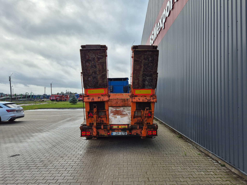 Goldhofer STZ3-36/80 full spring - Low loader semi-trailer: picture 4 Goldhofer STZ3-36/80 full spring - Low loader semi-trailer: picture 4