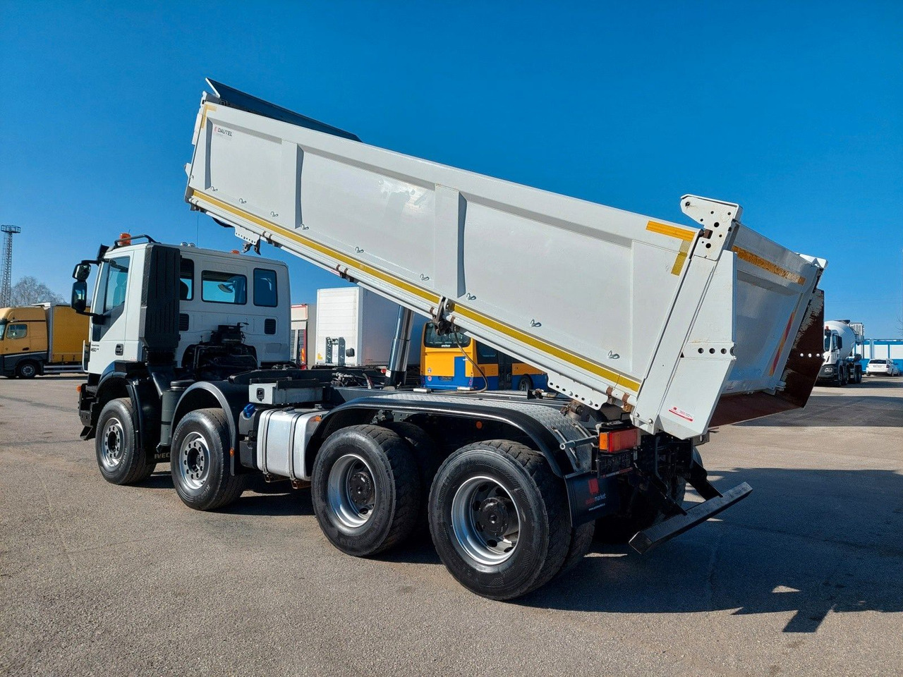 Iveco AD340T45 Bordmatic Dautel 8x4 - Tipper: picture 3 Iveco AD340T45 Bordmatic Dautel 8x4 - Tipper: picture 3