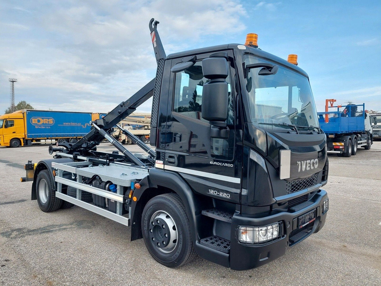 Iveco Eurocargo 120E22 - SOFORT verfügbar - Hook lift truck: picture 2 Iveco Eurocargo 120E22 - SOFORT verfügbar - Hook lift truck: picture 2