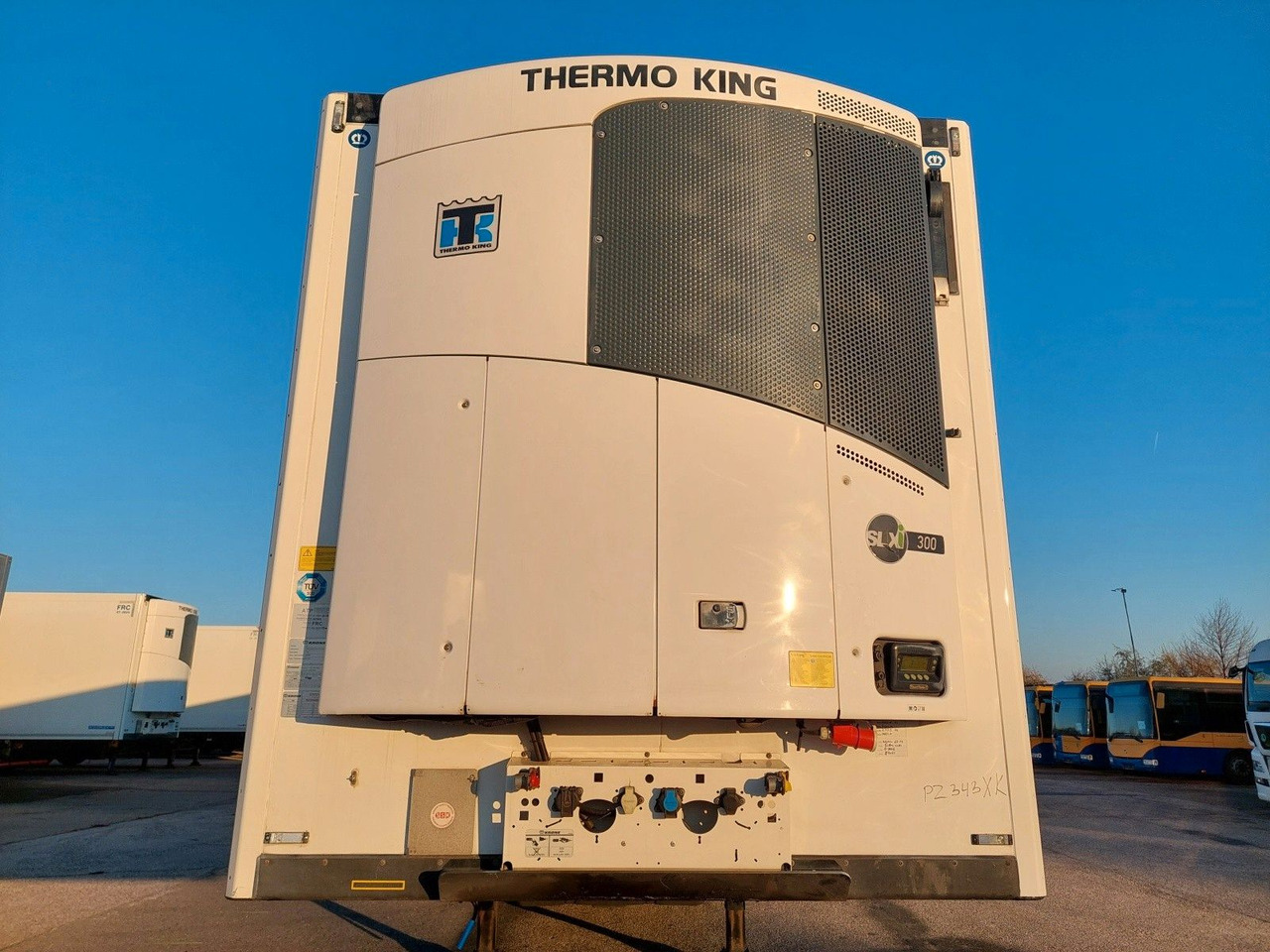 Refrigerator semi-trailer Krone SD Thermo King SLXi 300: picture 12 Refrigerator semi-trailer Krone SD Thermo King SLXi 300: picture 12