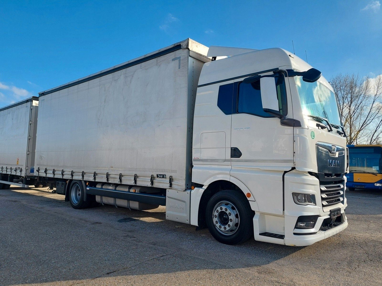 Curtainsider truck MAN TGX 18.470 LL + Gniotpol G-4080 120 m3 Durchbar: picture 6