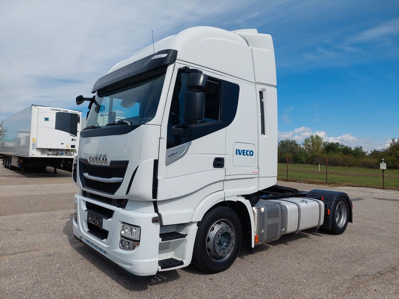 Iveco AS440ST/FP LT 4x2 - Tractor unit: picture 1 Iveco AS440ST/FP LT 4x2 - Tractor unit: picture 1