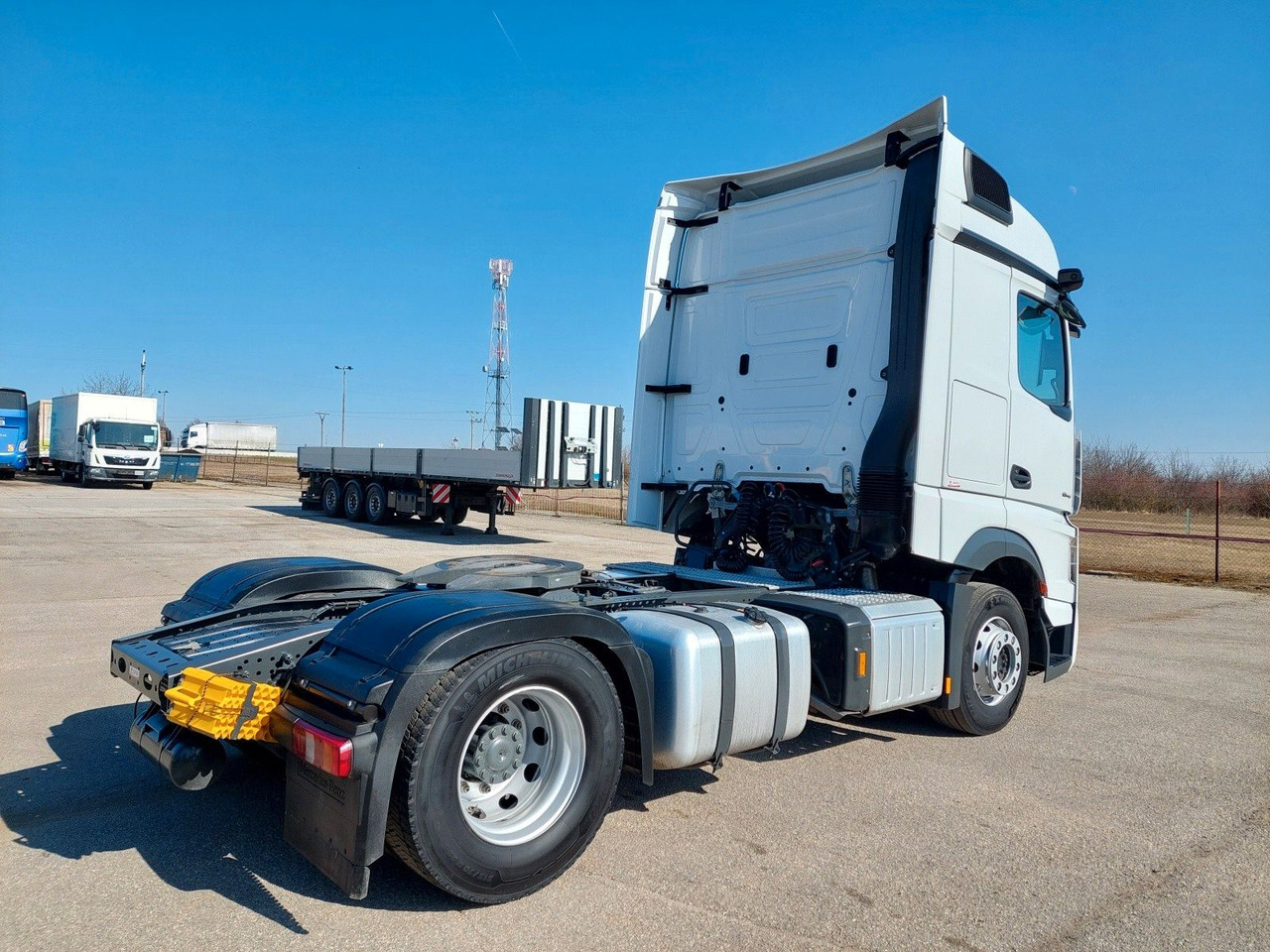 Mercedes-Benz Actros 5 1845 LS BigSpace 4x2 - Tractor unit: picture 4 Mercedes-Benz Actros 5 1845 LS BigSpace 4x2 - Tractor unit: picture 4