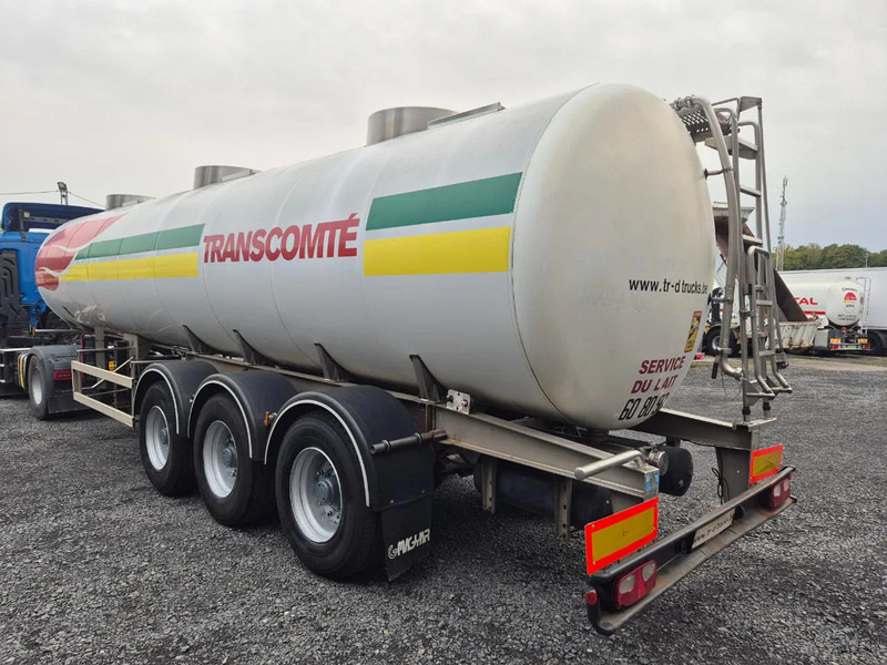 Magyar INSULATED INOX TANK 28000L - 3 COMP - LEAF/LAMES - Tank semi-trailer: picture 3 Magyar INSULATED INOX TANK 28000L - 3 COMP - LEAF/LAMES - Tank semi-trailer: picture 3