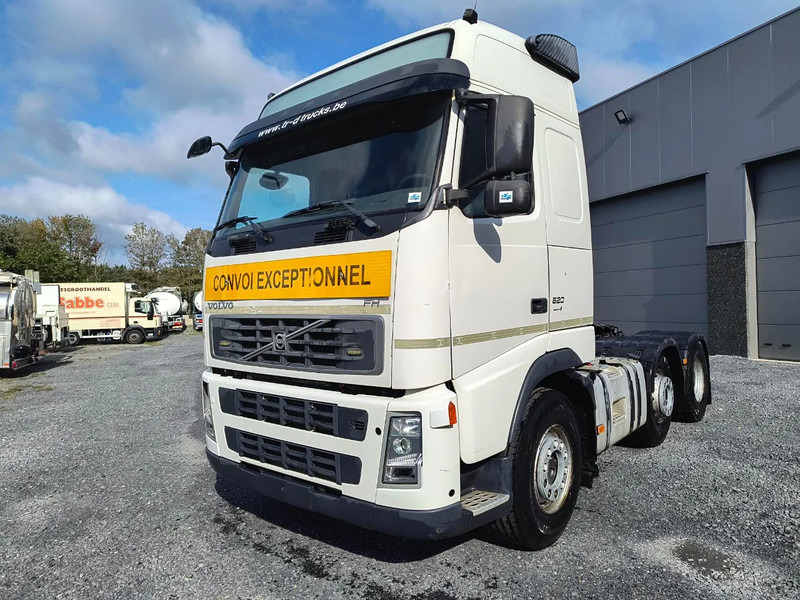 Volvo FH 13.520 6X2 - 90 TON - VOITH RETARDER - BIG AXLES - LIFTING AXLE - Tractor unit: picture 1 Volvo FH 13.520 6X2 - 90 TON - VOITH RETARDER - BIG AXLES - LIFTING AXLE - Tractor unit: picture 1