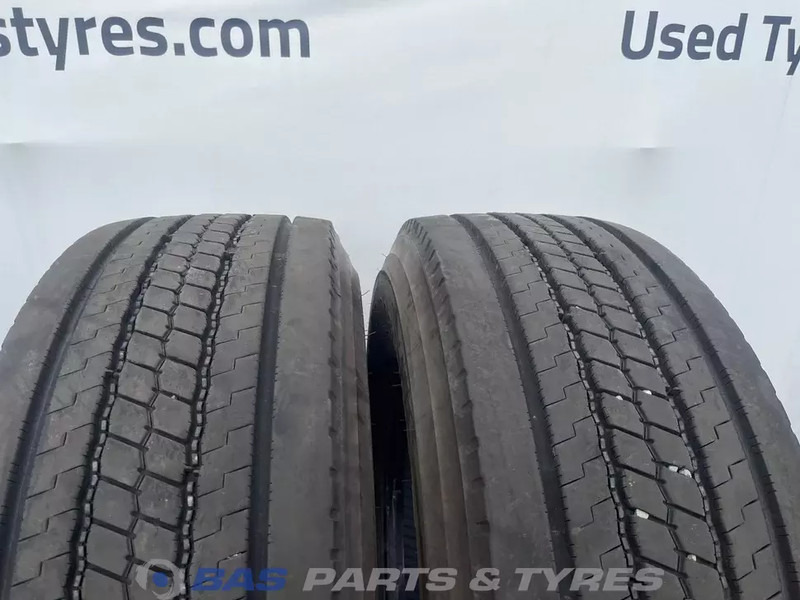 Bridgestone Bridgestone 385/65R22.5 RW-STEER001 164/158 K M+S 3PMSF gebruikte set - Tire for Truck: picture 2 Bridgestone Bridgestone 385/65R22.5 RW-STEER001 164/158 K M+S 3PMSF gebruikte set - Tire for Truck: picture 2