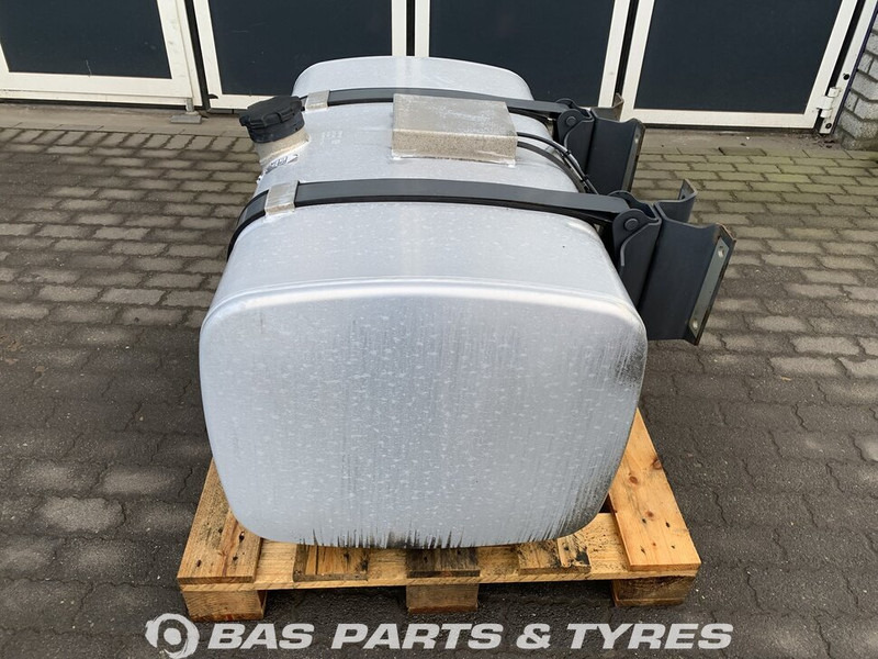DAF Brandstoftank DAF 400 Liter 1785835 - Fuel tank for Truck: picture 2 DAF Brandstoftank DAF 400 Liter 1785835 - Fuel tank for Truck: picture 2