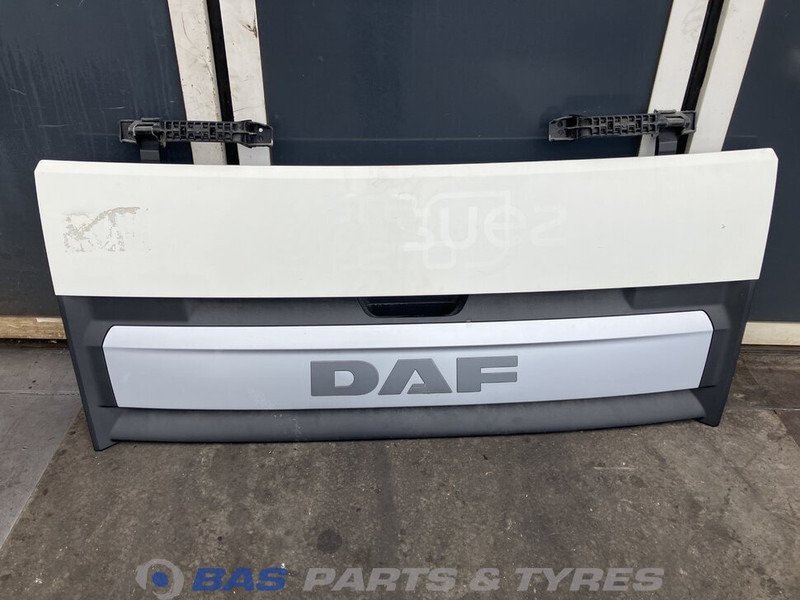 DAF CF Euro 6 Grille DAF 2019586 - Grill for Truck: picture 1 DAF CF Euro 6 Grille DAF 2019586 - Grill for Truck: picture 1
