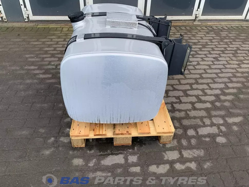 DAF  - Fuel tank for Truck: picture 2 DAF  - Fuel tank for Truck: picture 2