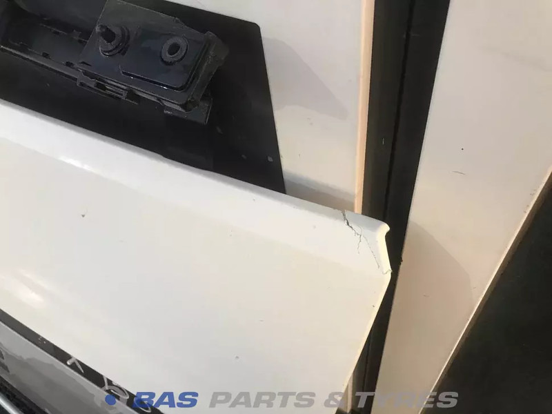 DAF XF106 Grille DAF 1892076 - Grill for Truck: picture 3 DAF XF106 Grille DAF 1892076 - Grill for Truck: picture 3