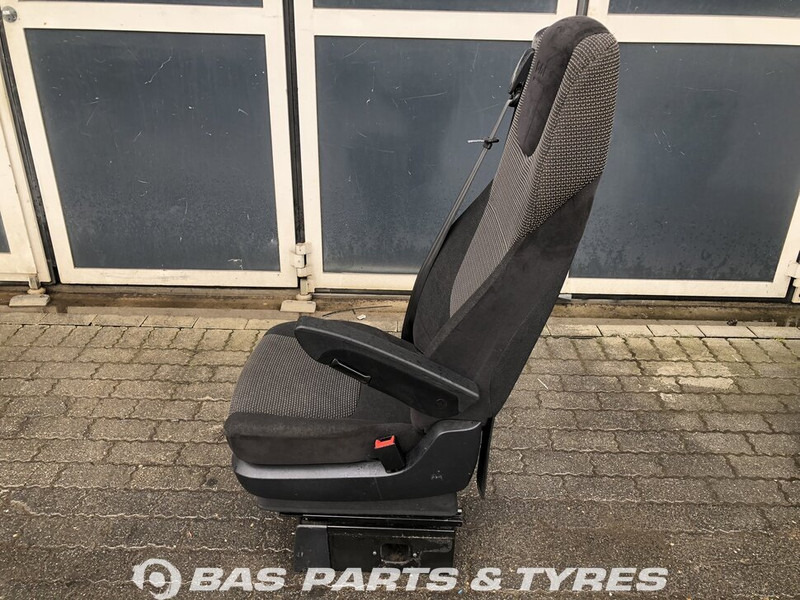 DAF XF106 - Seat for Truck: picture 2 DAF XF106 - Seat for Truck: picture 2