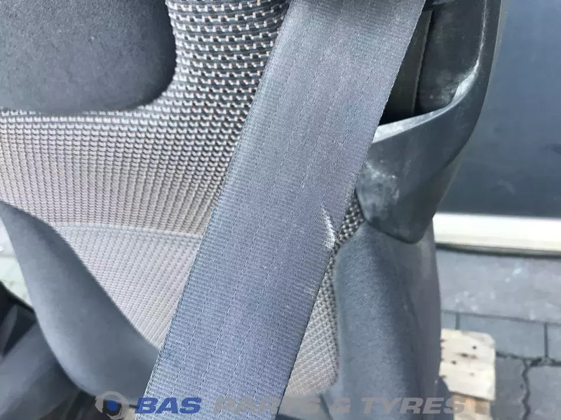 DAF XF106 Stoelen set DAF 1844320 - Seat for Truck: picture 5 DAF XF106 Stoelen set DAF 1844320 - Seat for Truck: picture 5