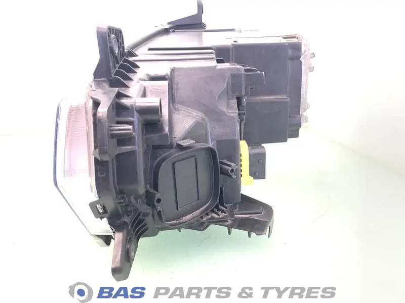 DAF XG - Headlight for Truck: picture 3 DAF XG - Headlight for Truck: picture 3
