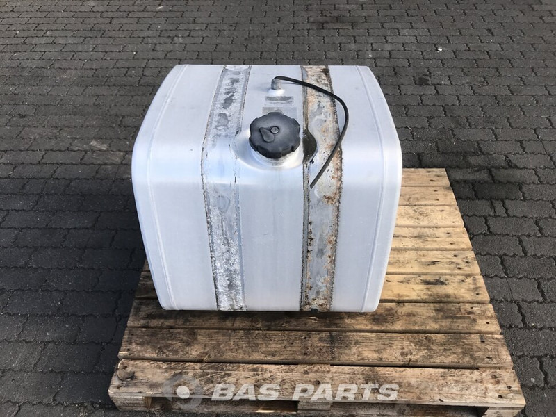 MAN - Fuel tank for Truck: picture 1 MAN - Fuel tank for Truck: picture 1