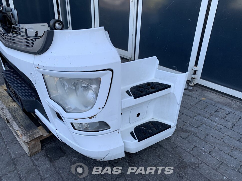 Mercedes-Benz Actros MP4 - Bumper for Truck: picture 2 Mercedes-Benz Actros MP4 - Bumper for Truck: picture 2
