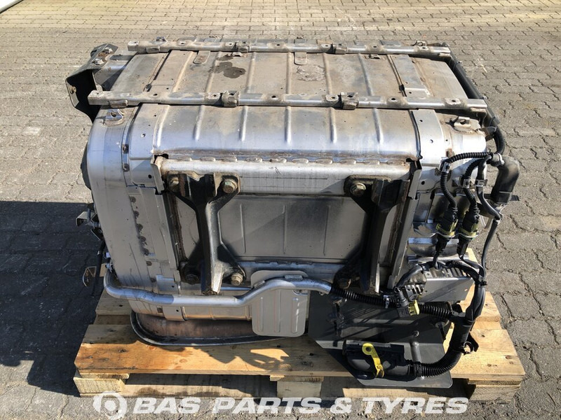 Mercedes-Benz Actros MP4 - Exhaust system for Truck: picture 3 Mercedes-Benz Actros MP4 - Exhaust system for Truck: picture 3