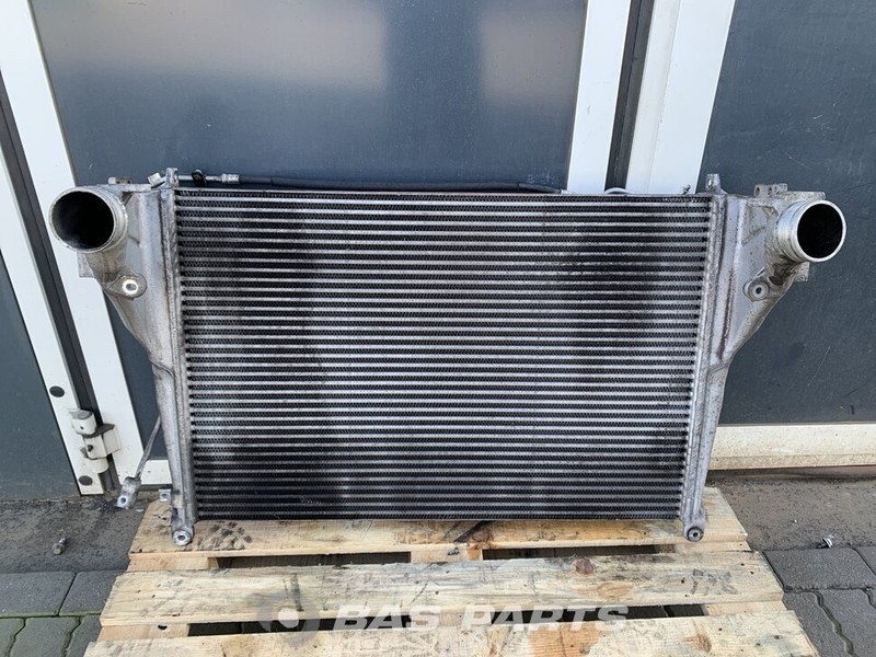 Mercedes-Benz Antos MP4 - Intercooler for Truck: picture 1 Mercedes-Benz Antos MP4 - Intercooler for Truck: picture 1