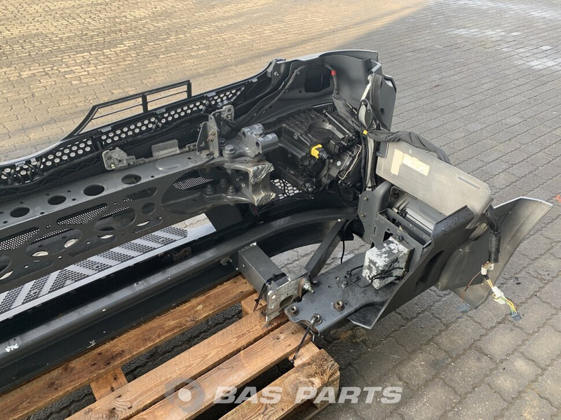 Mercedes-Benz Antos MP4 - Bumper for Truck: picture 5 Mercedes-Benz Antos MP4 - Bumper for Truck: picture 5