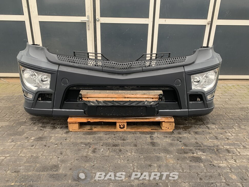 Mercedes-Benz Antos MP4 - Bumper for Truck: picture 1 Mercedes-Benz Antos MP4 - Bumper for Truck: picture 1