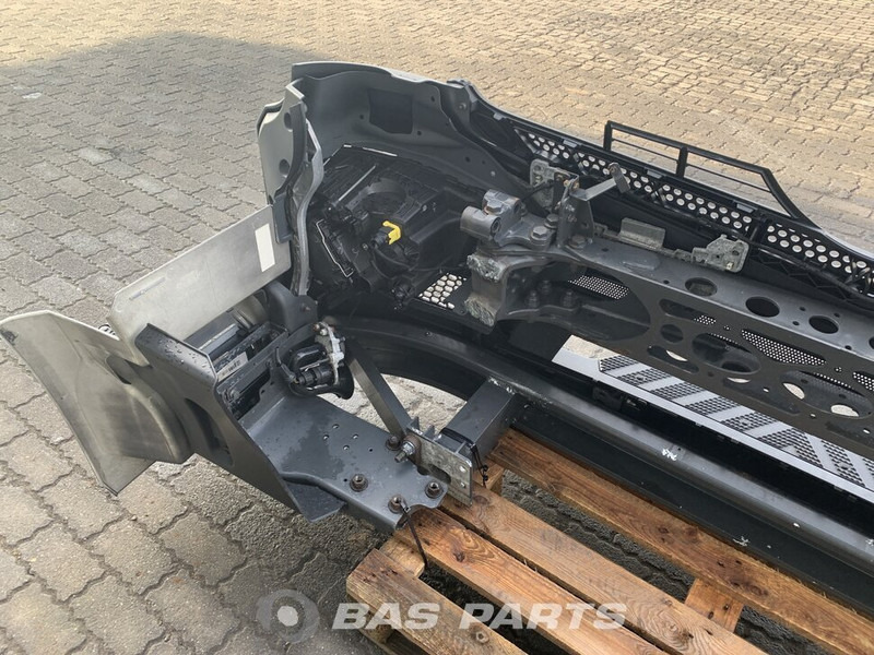 Mercedes-Benz Antos MP4 - Bumper for Truck: picture 4 Mercedes-Benz Antos MP4 - Bumper for Truck: picture 4