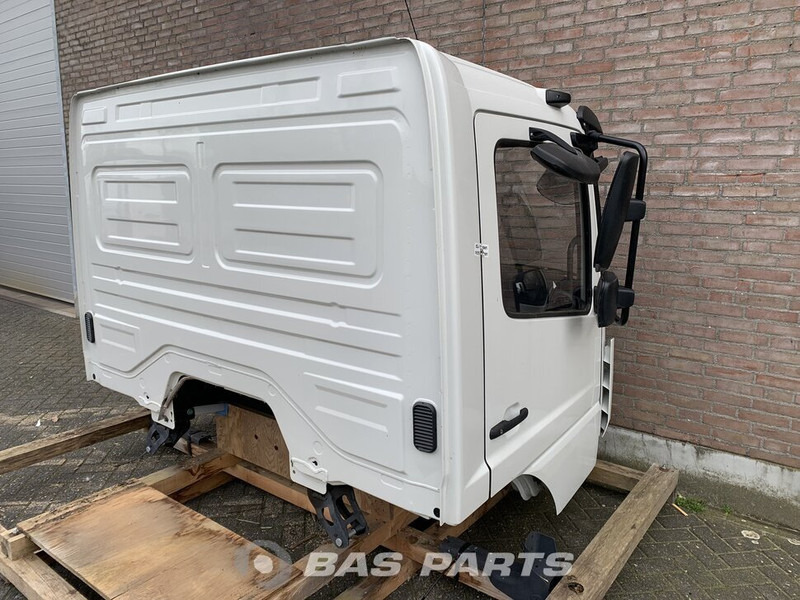 Mercedes-Benz Atego MP4 - Cab and interior for Truck: picture 3 Mercedes-Benz Atego MP4 - Cab and interior for Truck: picture 3