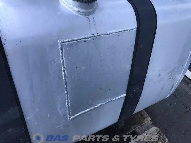 Fuel tank for Truck Mercedes-Benz: picture 6 Fuel tank for Truck Mercedes-Benz: picture 6