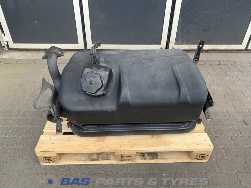 Mercedes-Benz - Fuel tank for Truck: picture 1 Mercedes-Benz - Fuel tank for Truck: picture 1