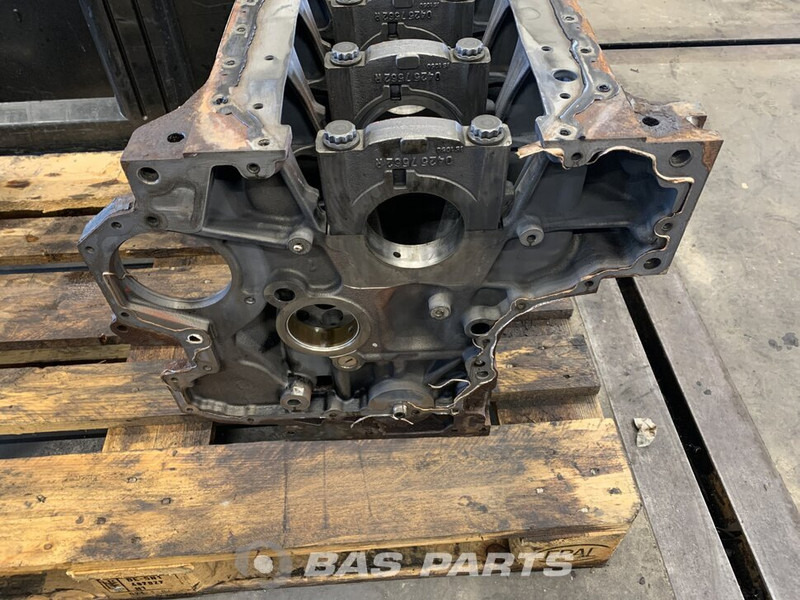 Renault Cilinderblok Renault 7423204882 - Cylinder block for Truck: picture 2 Renault Cilinderblok Renault 7423204882 - Cylinder block for Truck: picture 2