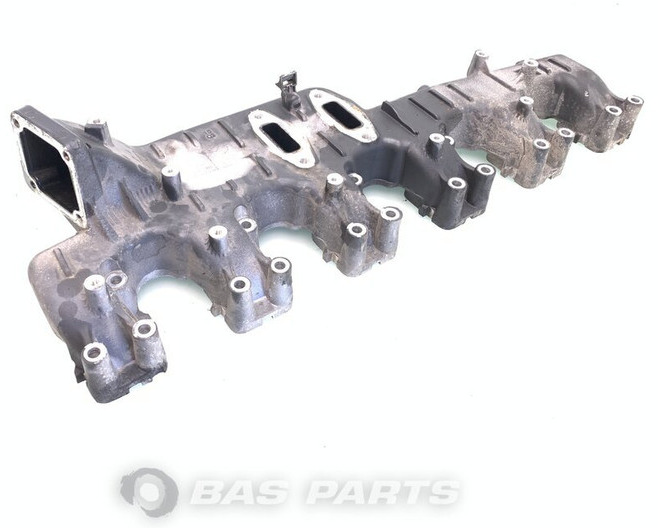 Renault Inlaatspruitstuk Renault 7422387424 - Intake manifold for Truck: picture 1 Renault Inlaatspruitstuk Renault 7422387424 - Intake manifold for Truck: picture 1