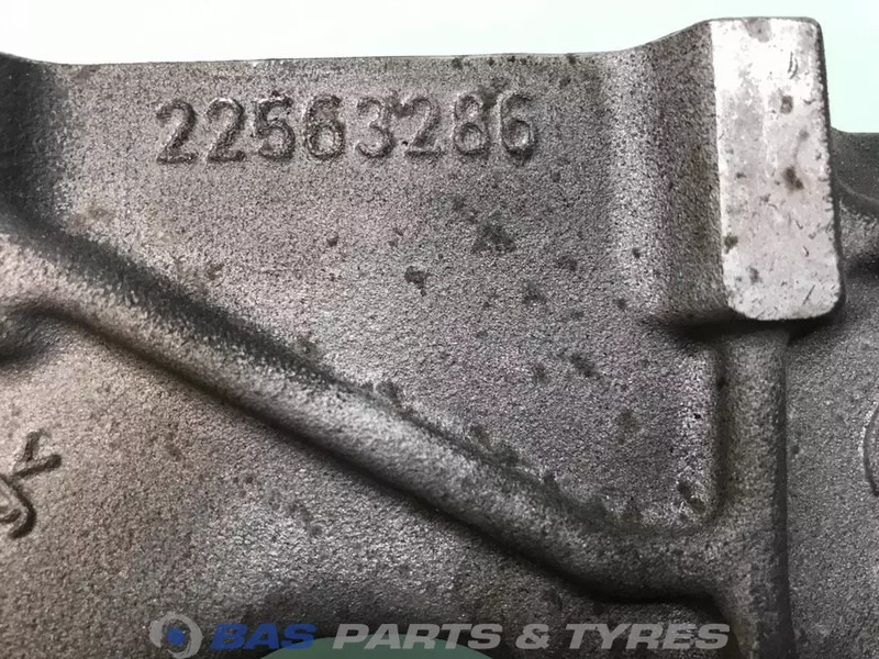 Renault Inlaatspruitstuk Renault 7422563286 - Intake manifold for Truck: picture 5 Renault Inlaatspruitstuk Renault 7422563286 - Intake manifold for Truck: picture 5