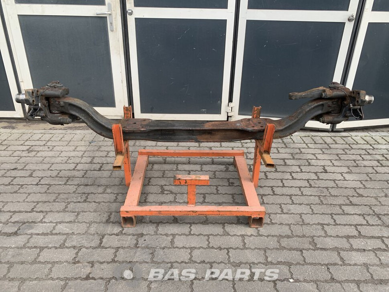 Renault - Front axle for Truck: picture 1 Renault - Front axle for Truck: picture 1
