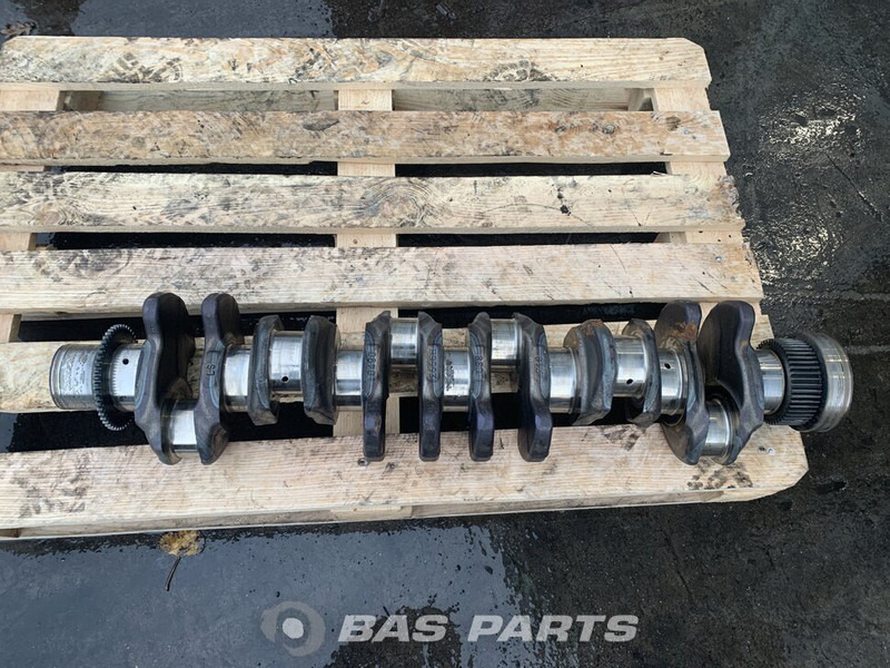 Renault - Crankshaft for Truck: picture 1 Renault - Crankshaft for Truck: picture 1