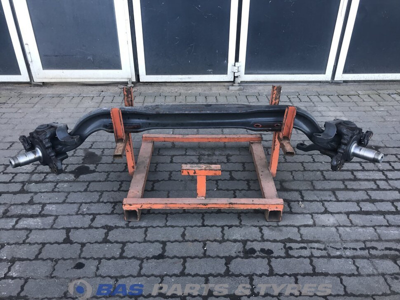Renault - Front axle for Truck: picture 1 Renault - Front axle for Truck: picture 1