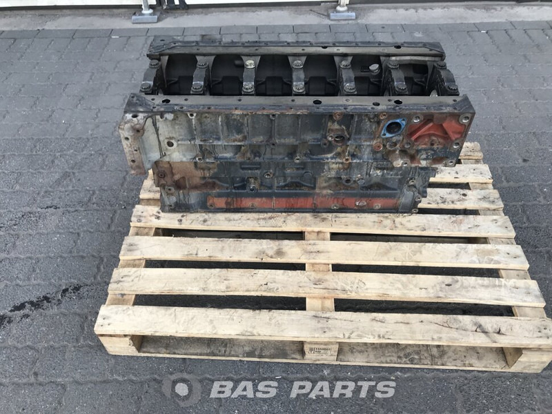Renault - Cylinder block for Truck: picture 1 Renault - Cylinder block for Truck: picture 1