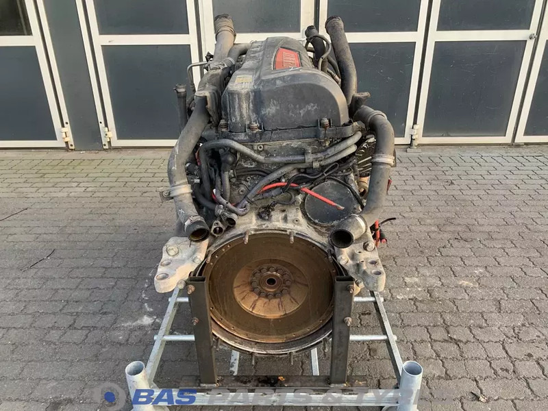 Renault Premium Euro 4-5 - Engine for Truck: picture 2 Renault Premium Euro 4-5 - Engine for Truck: picture 2