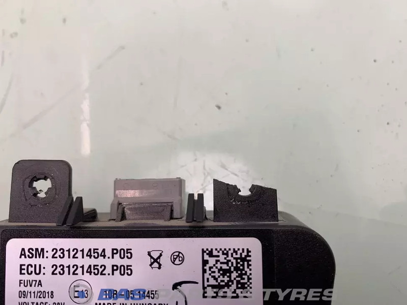 Renault Regeleenheid rijbaanwisseling Renault 7423121452 - Lights/ Lighting for Truck: picture 4 Renault Regeleenheid rijbaanwisseling Renault 7423121452 - Lights/ Lighting for Truck: picture 4