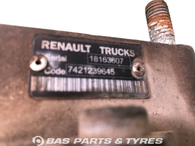 Renault Renault PTO - Axle and parts for Truck: picture 3 Renault Renault PTO - Axle and parts for Truck: picture 3