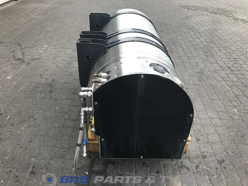 Scania - Fuel tank for Truck: picture 4 Scania - Fuel tank for Truck: picture 4