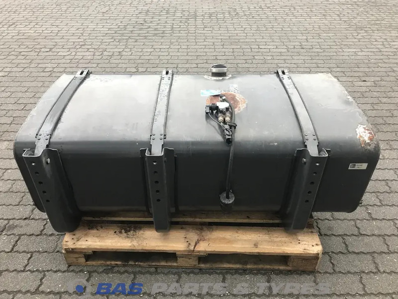 Scania - Fuel tank for Truck: picture 3 Scania - Fuel tank for Truck: picture 3
