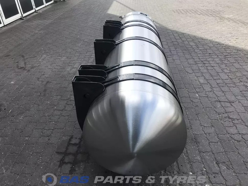 Scania - Fuel tank for Truck: picture 4 Scania - Fuel tank for Truck: picture 4