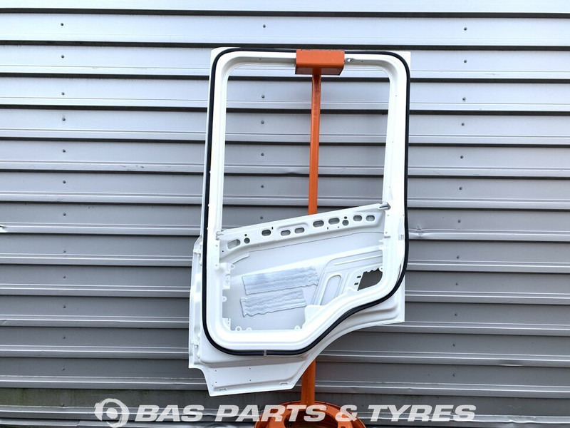 Scania P-Serie NextGen - Door and parts for Truck: picture 2 Scania P-Serie NextGen - Door and parts for Truck: picture 2