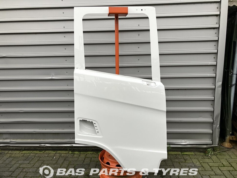 Scania R-Serie NextGen - Door and parts for Truck: picture 1 Scania R-Serie NextGen - Door and parts for Truck: picture 1
