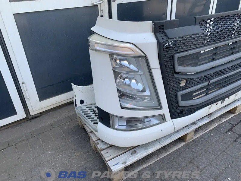 Volvo FH4 - Bumper for Truck: picture 3 Volvo FH4 - Bumper for Truck: picture 3